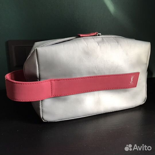 Косметичка Clinique, Estelauder, Dior