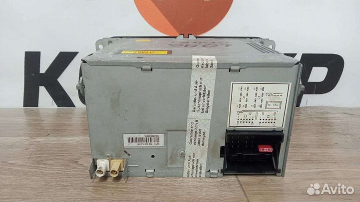 Магнитола шттаная Volkswagen Golf 5+ 5M0035186B