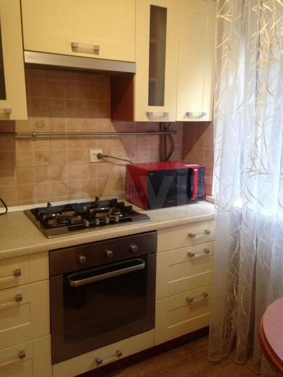 2-к. квартира, 47 м², 1/4 эт.