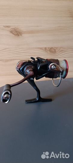 Продаю Шимано страдик 2000 и Дайва фуэго 2000 2000