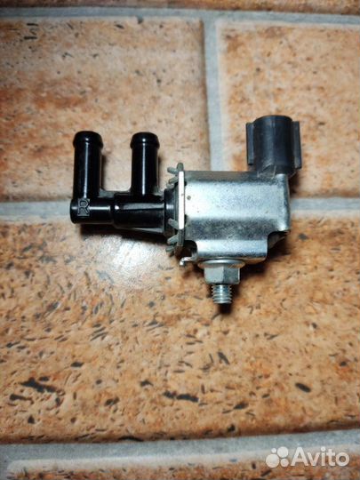 Клапан вакуумный Mitsubishi Lancer 10 седан 4A92