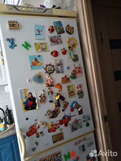 Холодильник бу Саратов 105