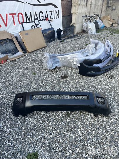 Бампер lc200 12-15 год