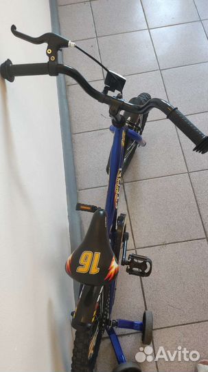 Детский велосипед 16