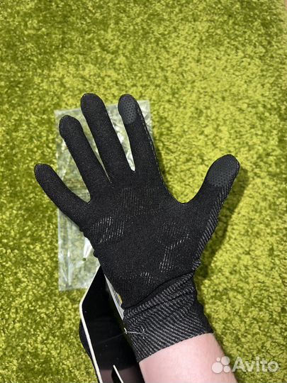 Спортивные перчатки Under Armour оригинал