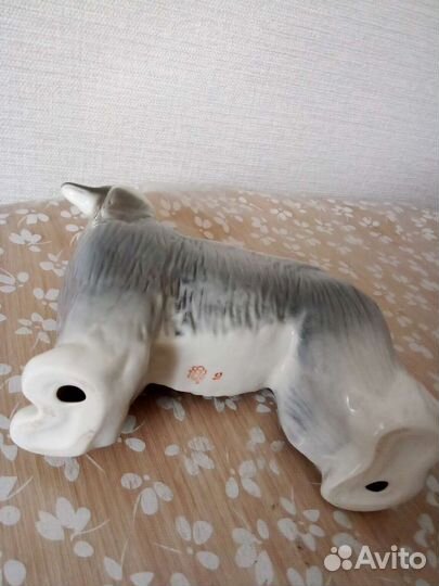 Фарфоровые статуэтки собак лфз