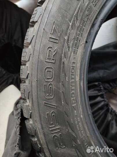 Nokian Tyres Hakkapeliitta 9 SUV 215/60 R17