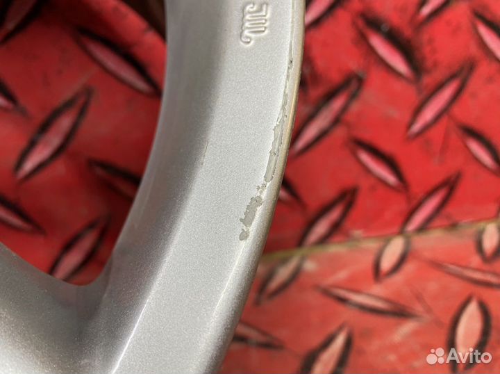 Диск колеса R18 литой Lexus LX 2013-2015