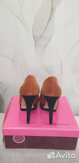 Туфли женские 38 размер нубук