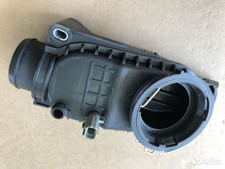 Патрубок воздуховода