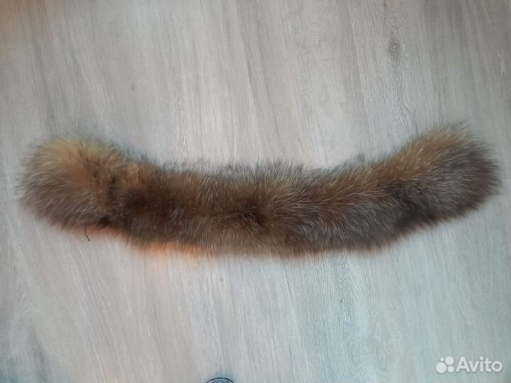 Меховой воротник енот