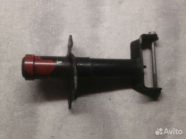 Кронштейн усилителя бампера Фольксваген Пассат Б5