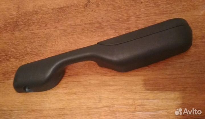 Подлокотник toyota