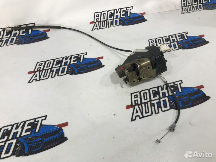 Замок задней левой двери Peugeot 407 9135FN