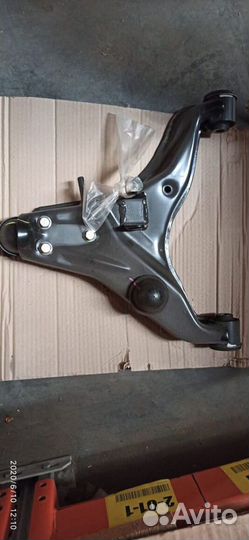 Рычаг передний Mitsubishi L200 15- 4013A471