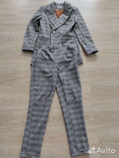 Костюм брючный