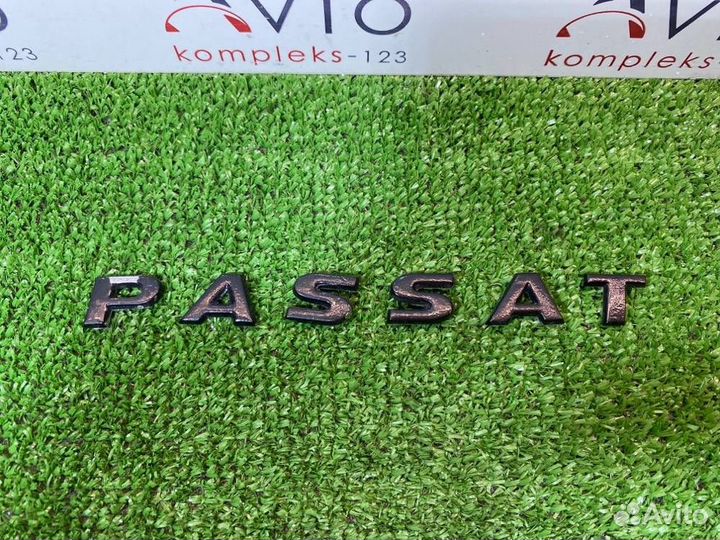 Шильдик Volkswagen Passat Variant 3C cczb 2011