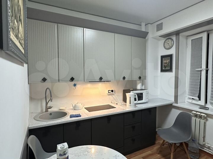 2-к. квартира, 55 м², 11/16 эт.