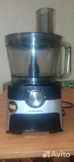 Кухонный комбайн redmond rfp-3904