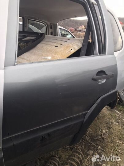 Двери на niva chevrolet