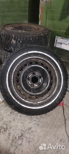 Bridgestone Blizzak DM-V1 205/65 R15