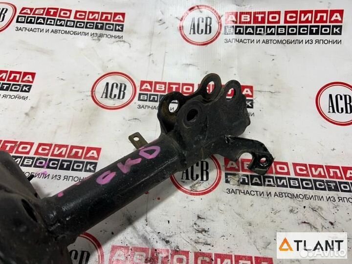 Стойка передняя левая toyota corolla