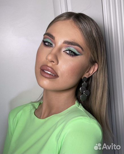 Макияж и прическа с выездом