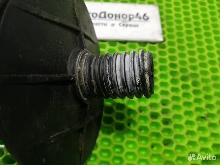 Крепление запасного колеса Renault Megane 3