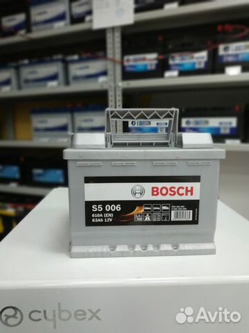 Аккумулятор 63Ah Bosch 610A S5 006 прямой