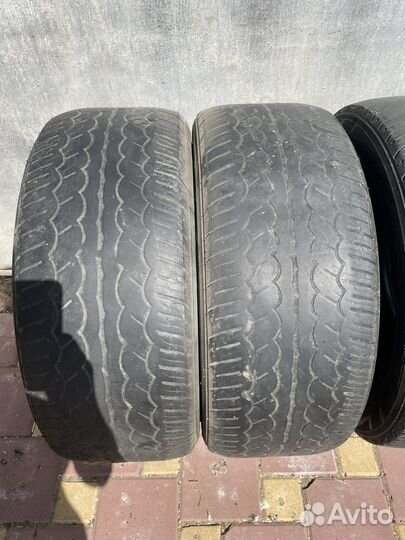 Yokohama Parada Spec-X 265/50 R20