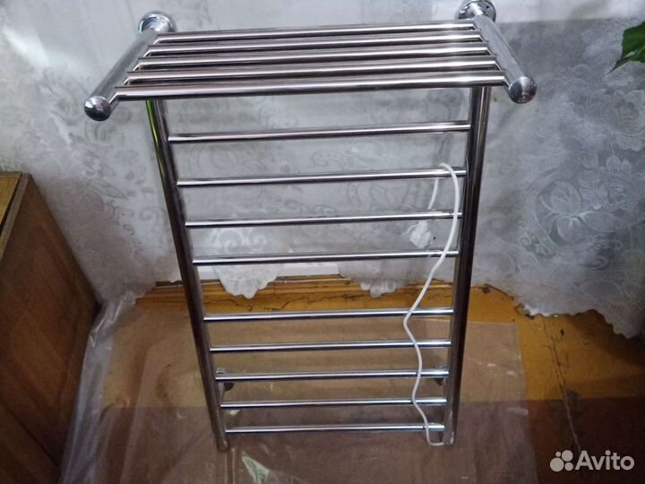 Полотенцесушитель электрический новый