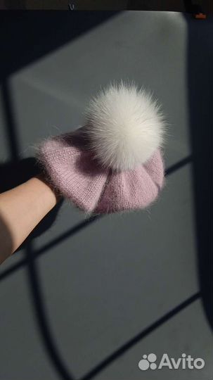 Берет с помпоном