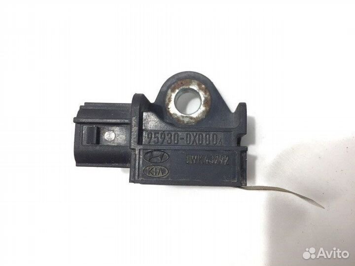 Датчик удара Kia Soul 1 2010