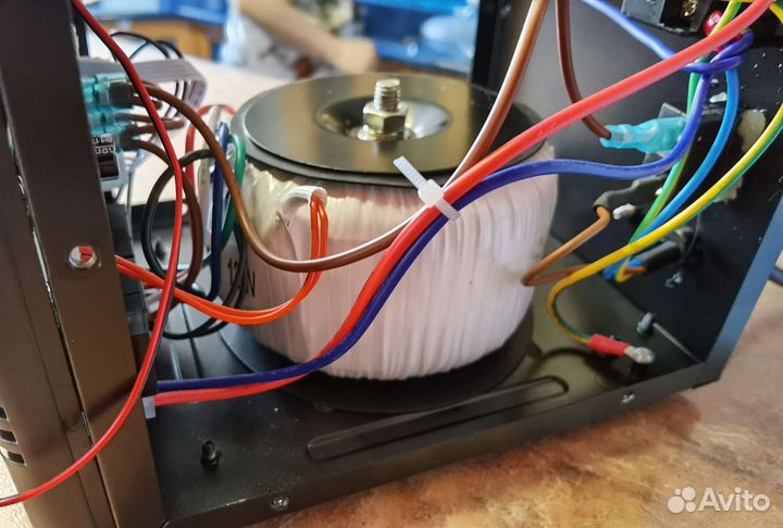 Понижающий трансформатор 100 вольт, 1000вА