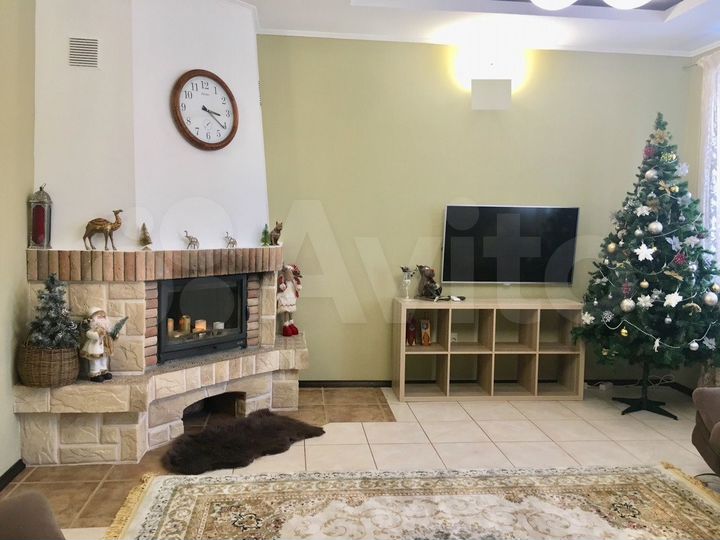 Дом 220 м² на участке 12 сот.