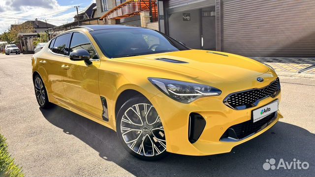 Kia Stinger 2.0 AT, 2018, 60 000 км