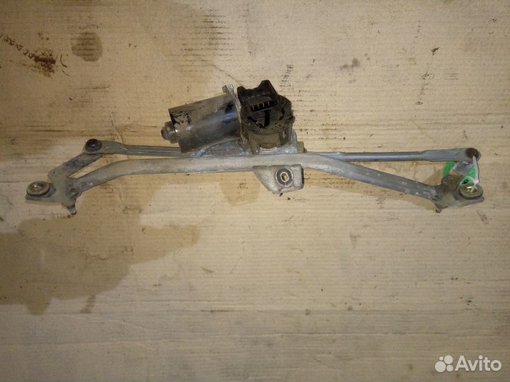 Трапеция стеклоочистителей audi A6 (C5)