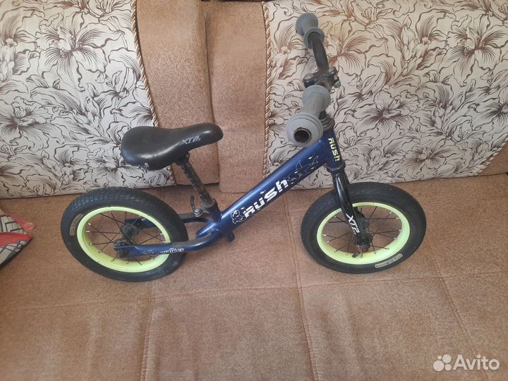 Беговел детский бу