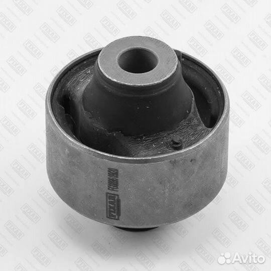 Сайлентблок нижнего переднего рычага honda Step