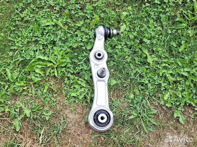 Рычаг передний поперечный левый Mercedes W205