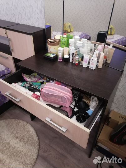 Туалетный столик