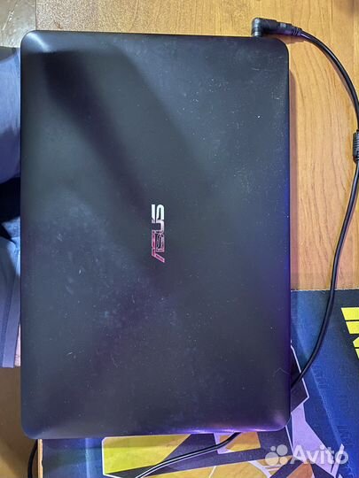 Ноутбук asus x555y