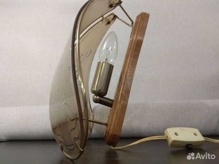 Настенный светильник бра