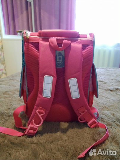 Портфель с ортопедической спинкой