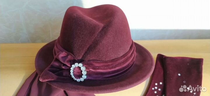 Комплект шляпа, перчатки шарф