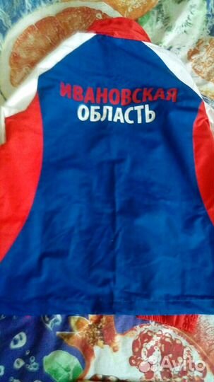 Костюм спортивный