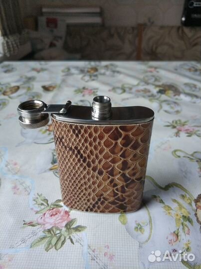 Фляжка