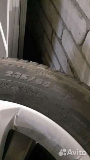 Michelin Agilis 225/65 R17