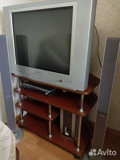Тумбу под тв