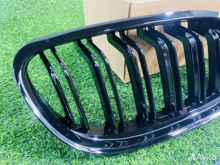 Решетка радиатора BMW E90 LCI M стиль